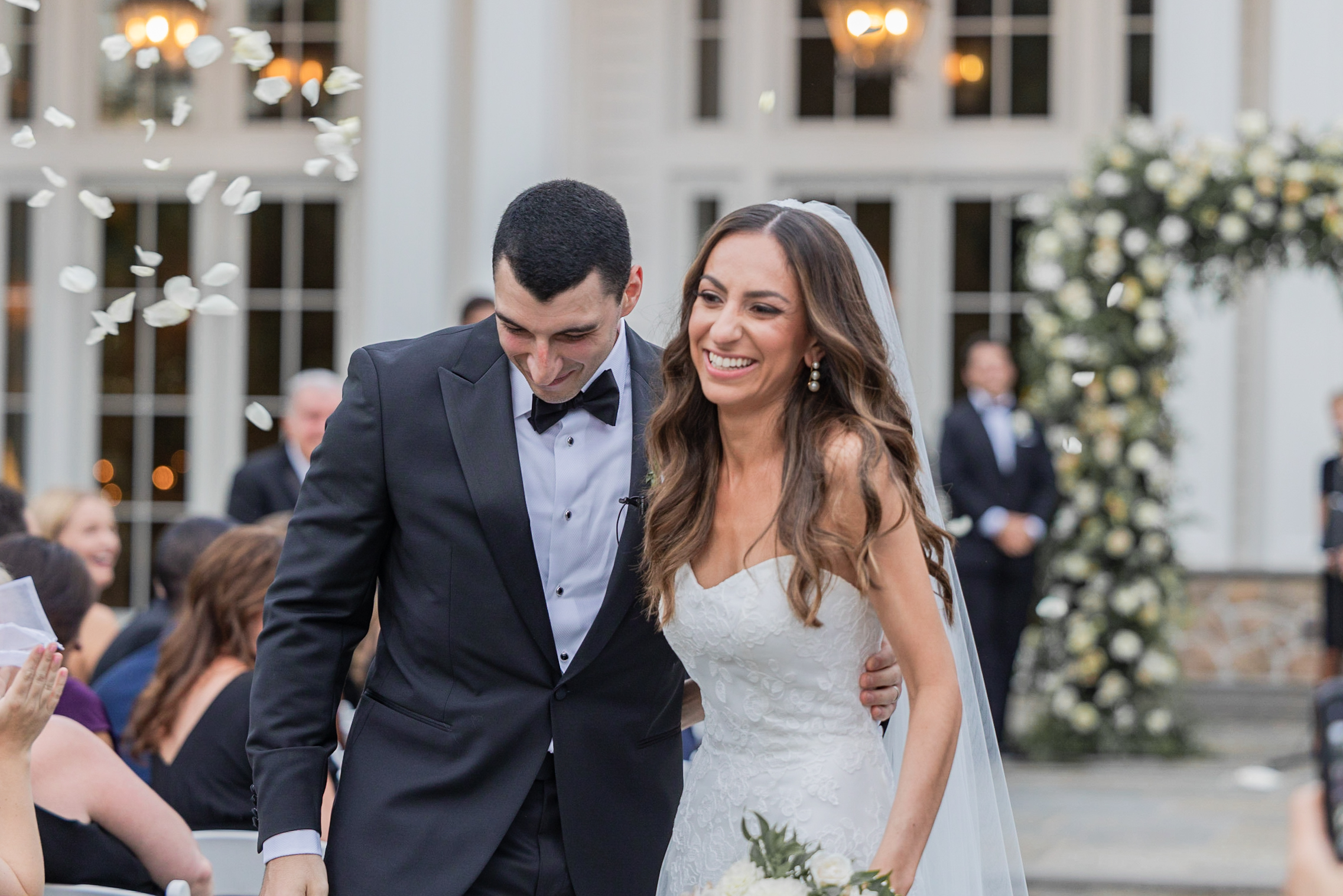 Bride and groom wedding ceremony at northern NJ wedding venue