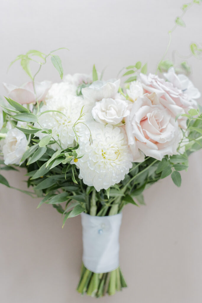 Bride's wedding bouquet