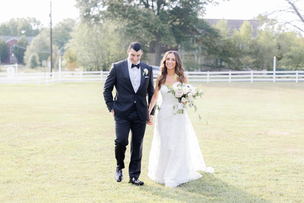 Bride and groom couple portraits outside of the Ryland Inn wedding venue, northern New Jersey