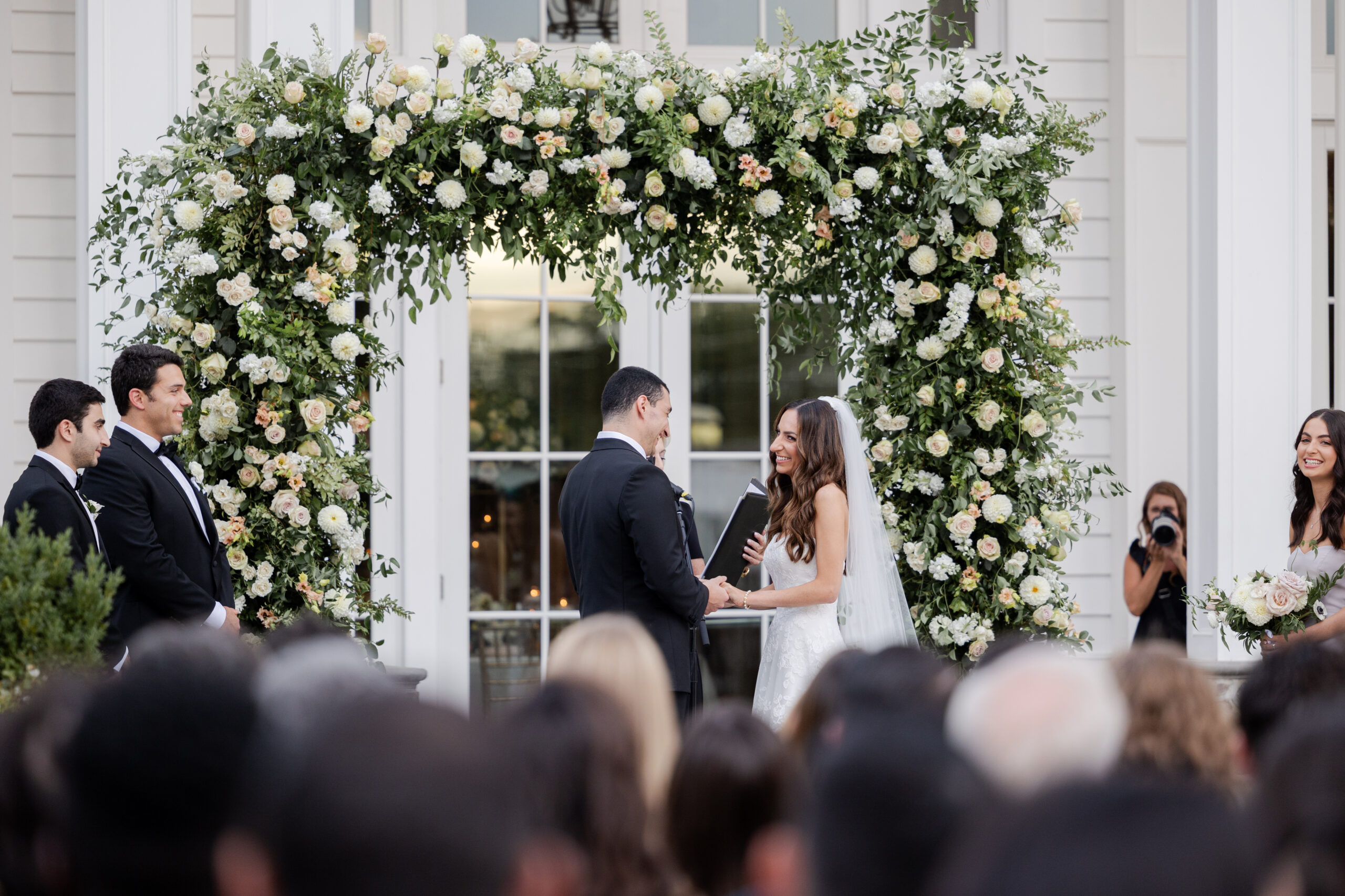 Bride and groom wedding ceremony at northern NJ wedding venue