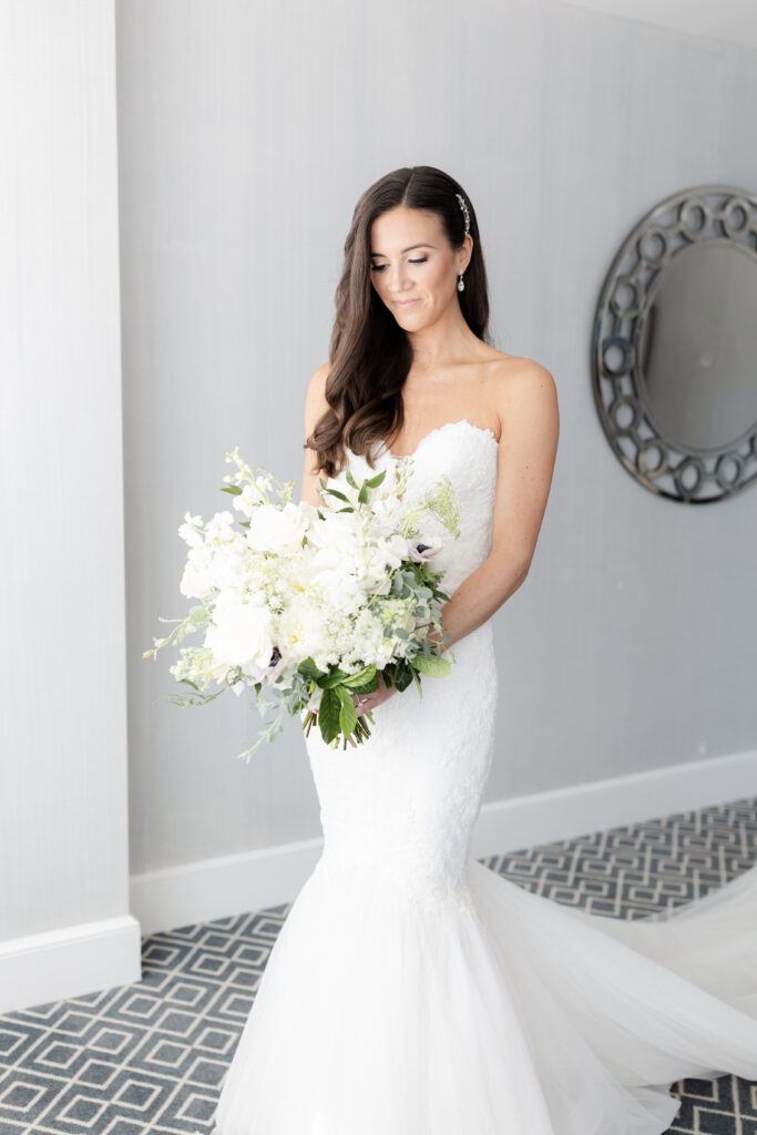 Bride portraits inside bridal suit of the clubhouse venue