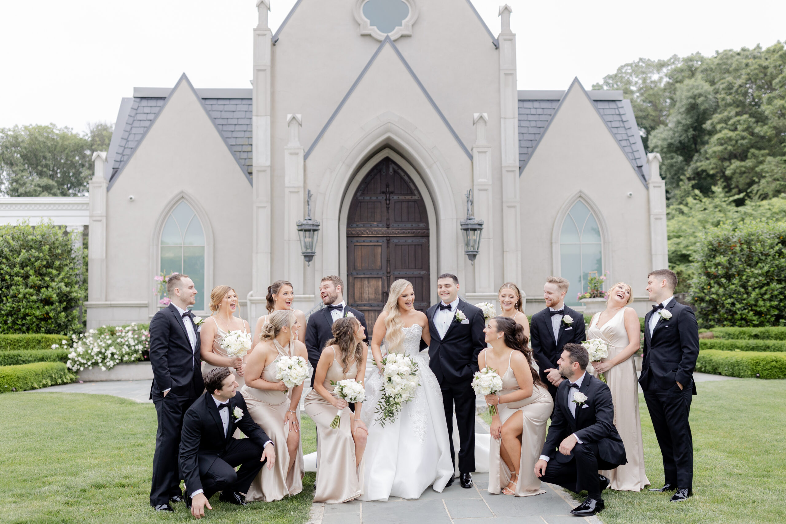 Wedding Party Outdoor Portraits_Outside Chateau