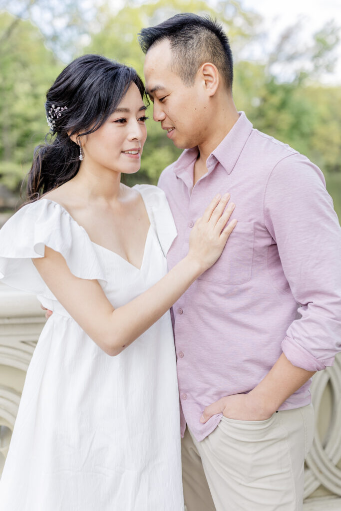 Romantic engagement photos in Central Park