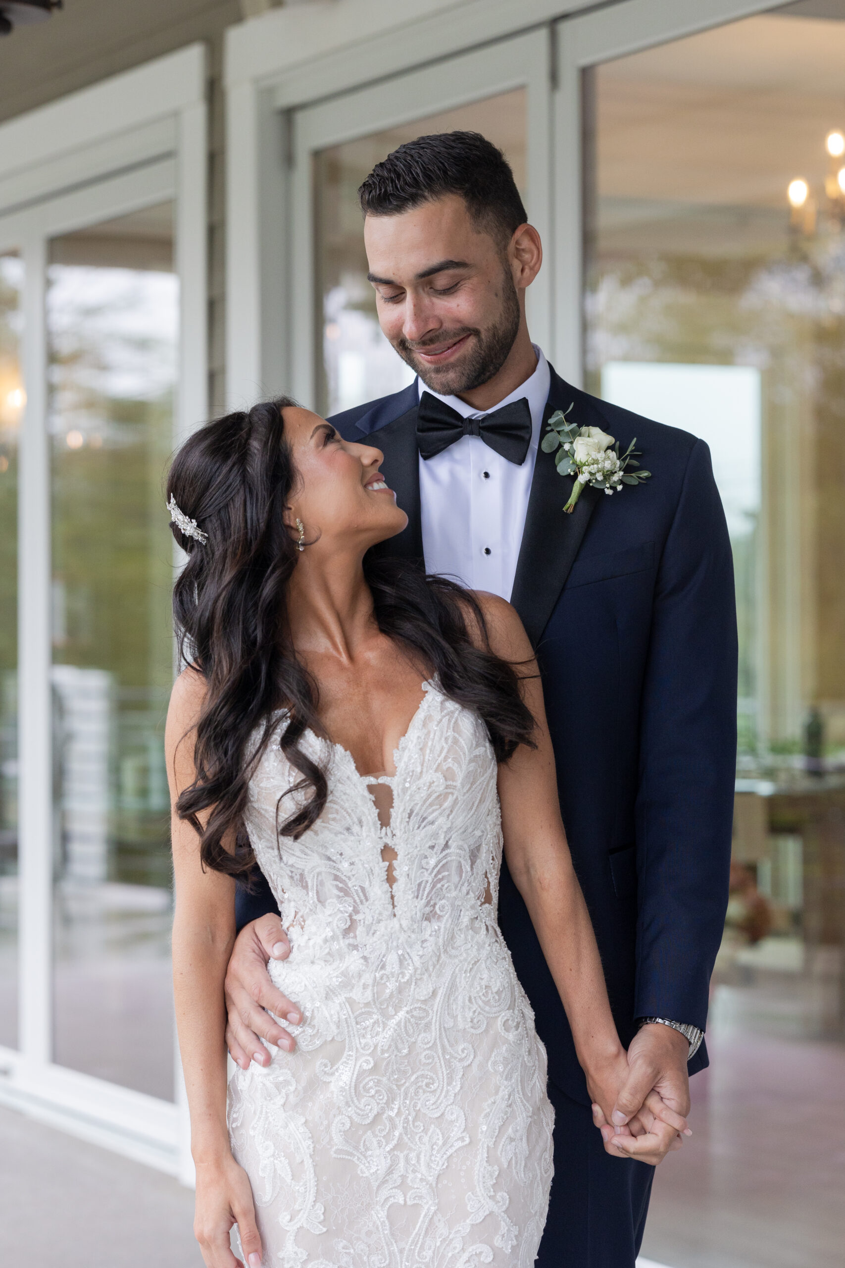 Bride and Groom Outdoor Couple Portraits_Bear Brook Valley Venue