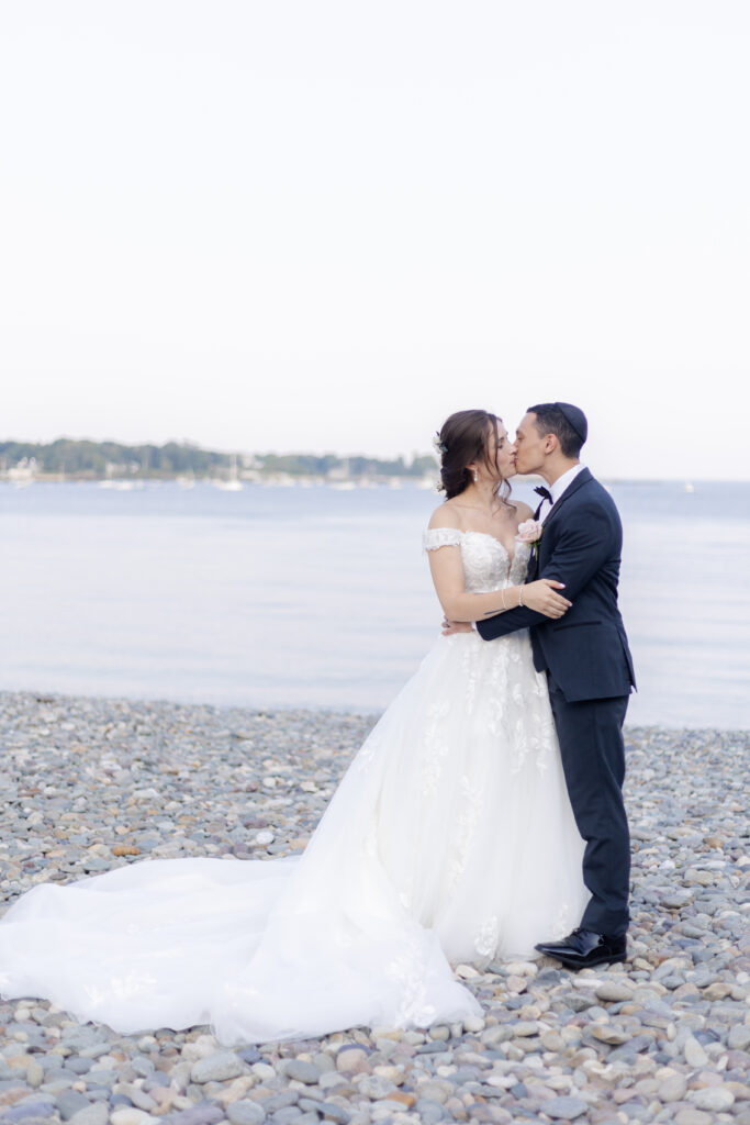 Oceanview sunset photos with bride and groom