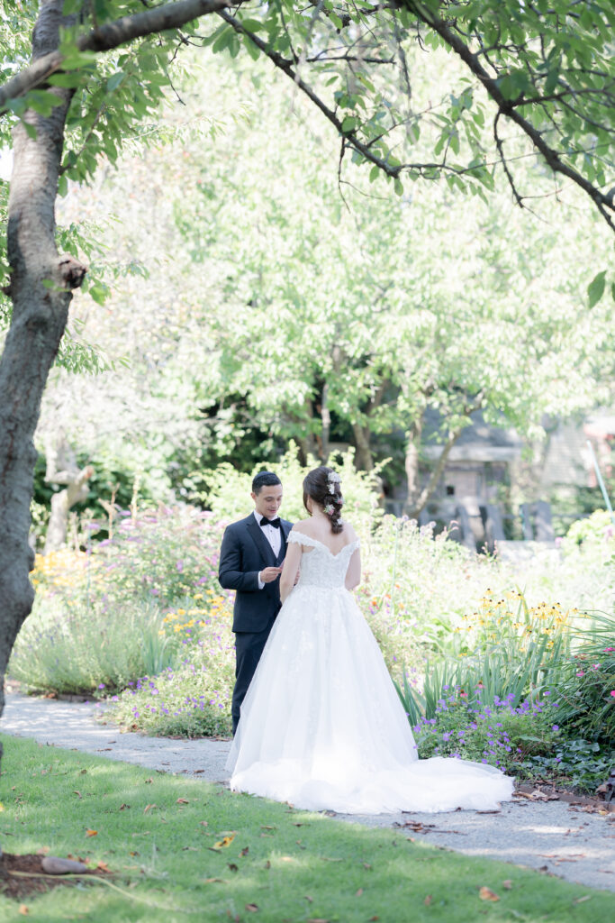 Bride and groom exchanging vows