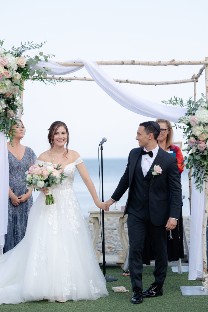 Outdoor wedding ceremony in Massachusetts