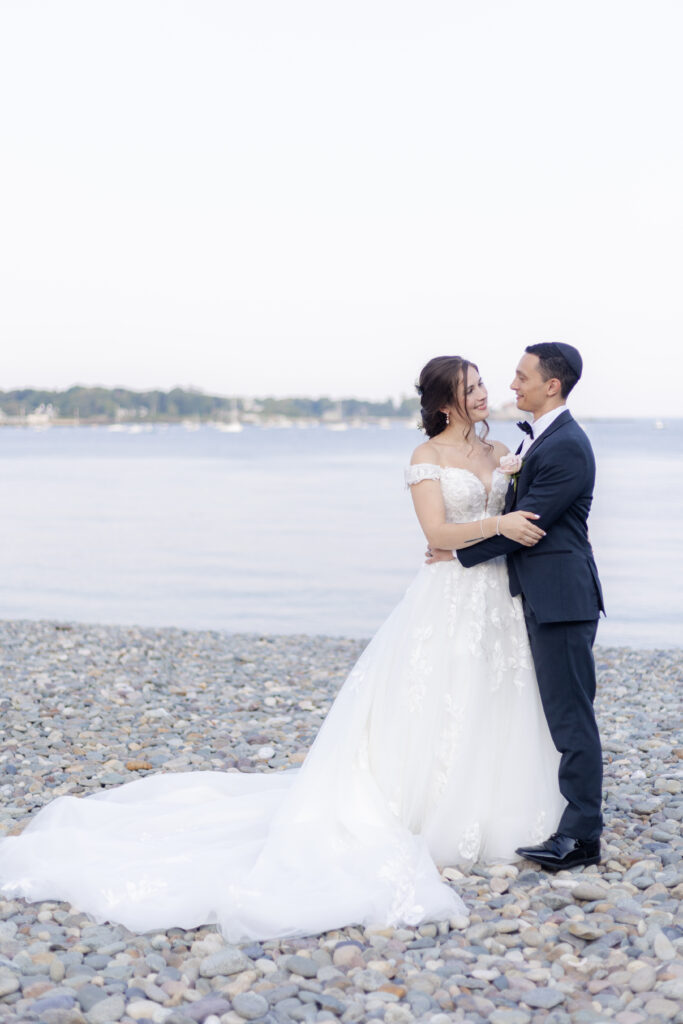 Oceanview sunset photos with bride and groom