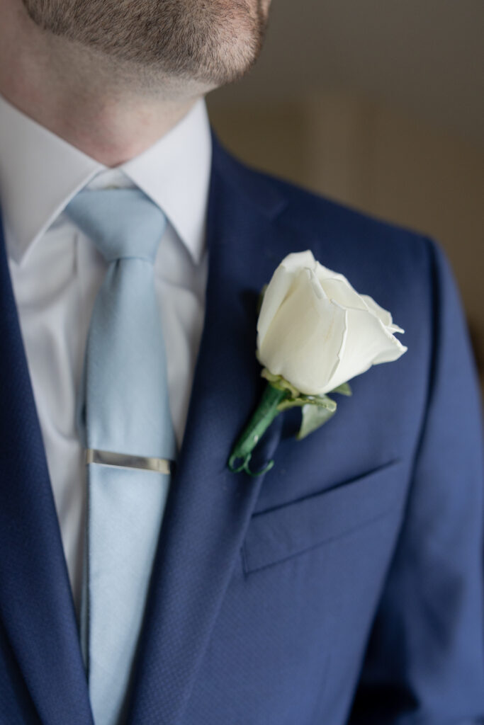 Groom's boutonniere