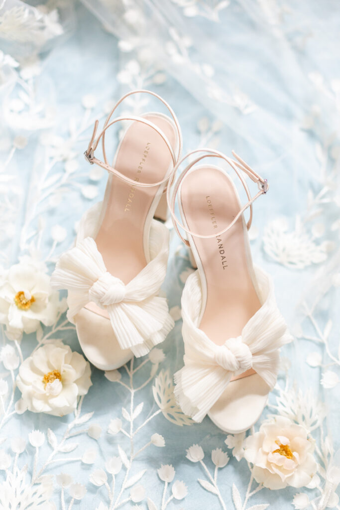 Bride shoes details