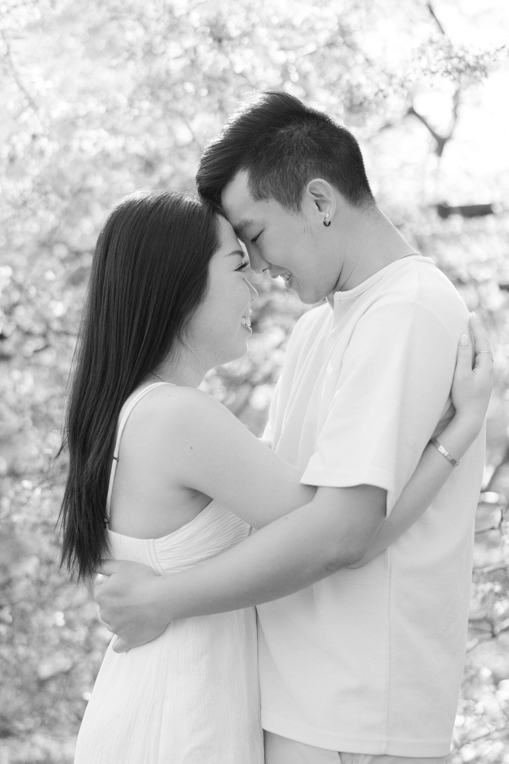 Black and white engagement photos