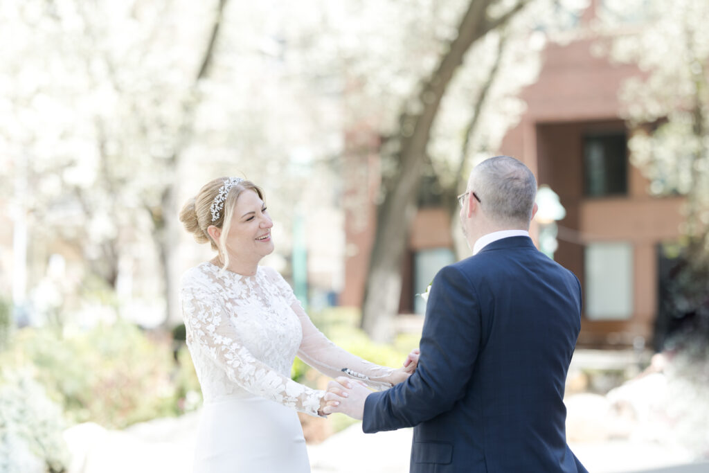 Bride and groom in NYC FiDI