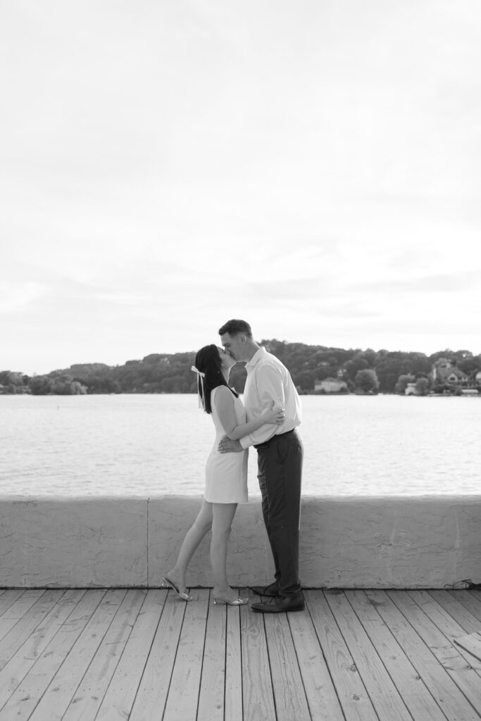 Black and white romantic couple photos in New Jersey