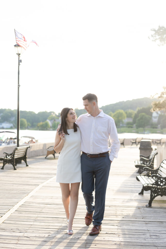 Romantic couple photos in New Jersey Lake Mohawk