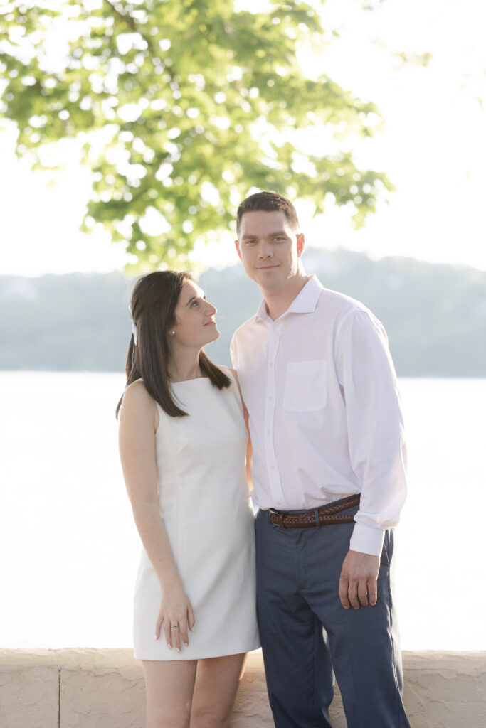 Romantic couple photos in New Jersey Lake Mohawk