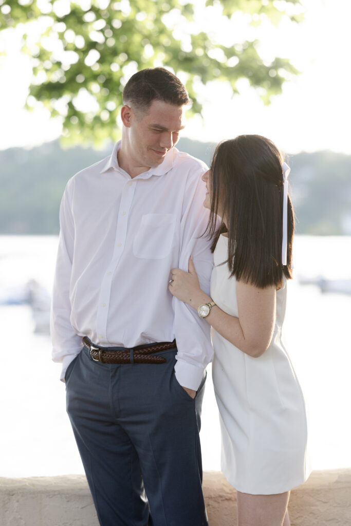 Romantic couple photos in New Jersey Lake Mohawk