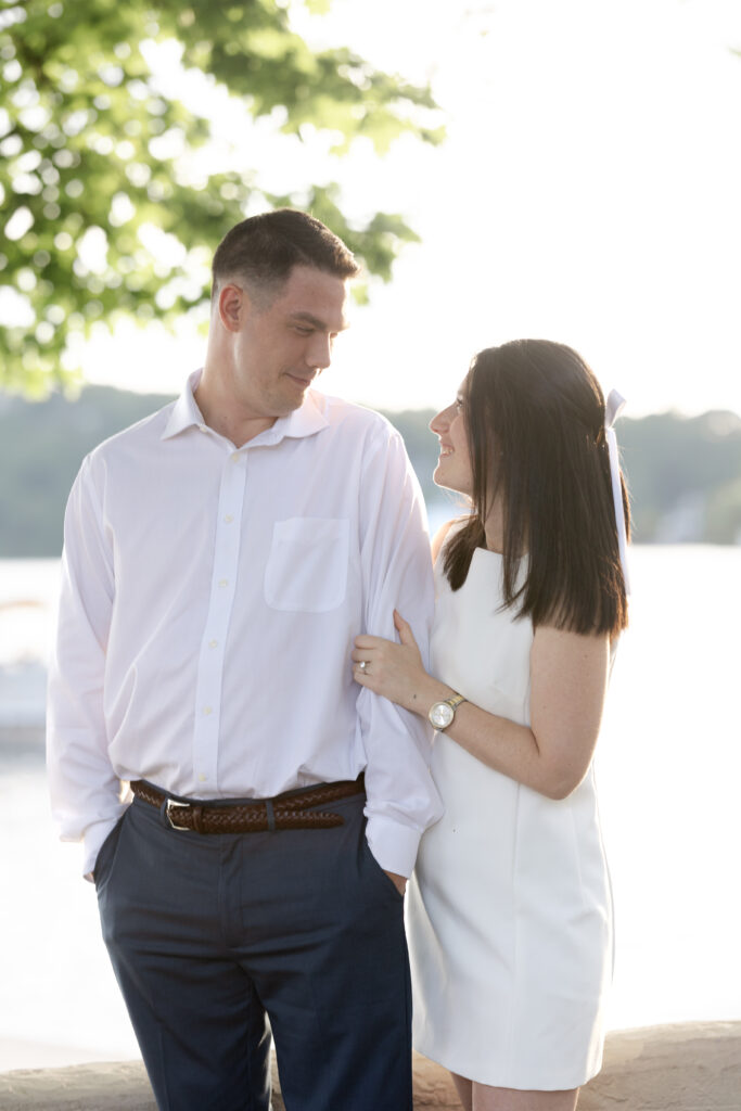 Romantic couple photos in New Jersey Lake Mohawk