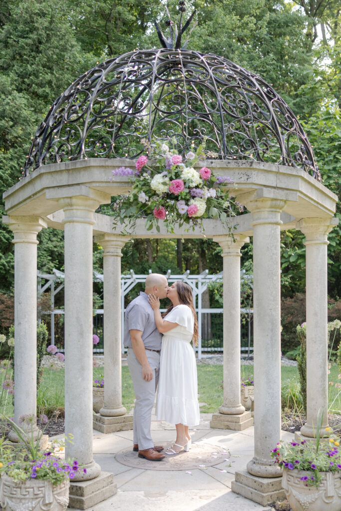 NJ couple photos in front of gazebo