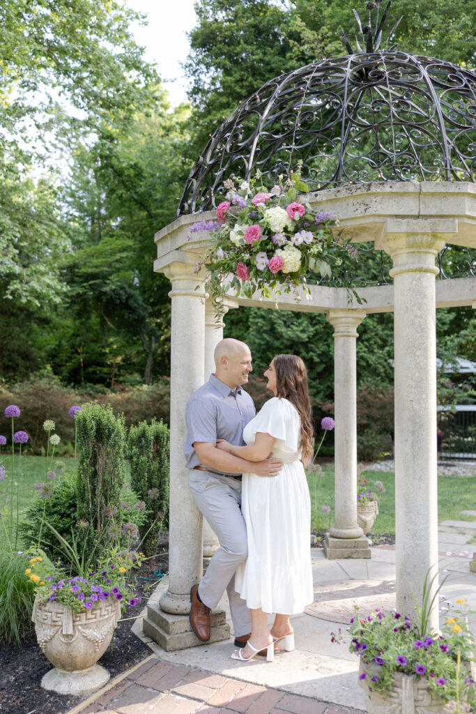 NJ couple photos in front of gazebo