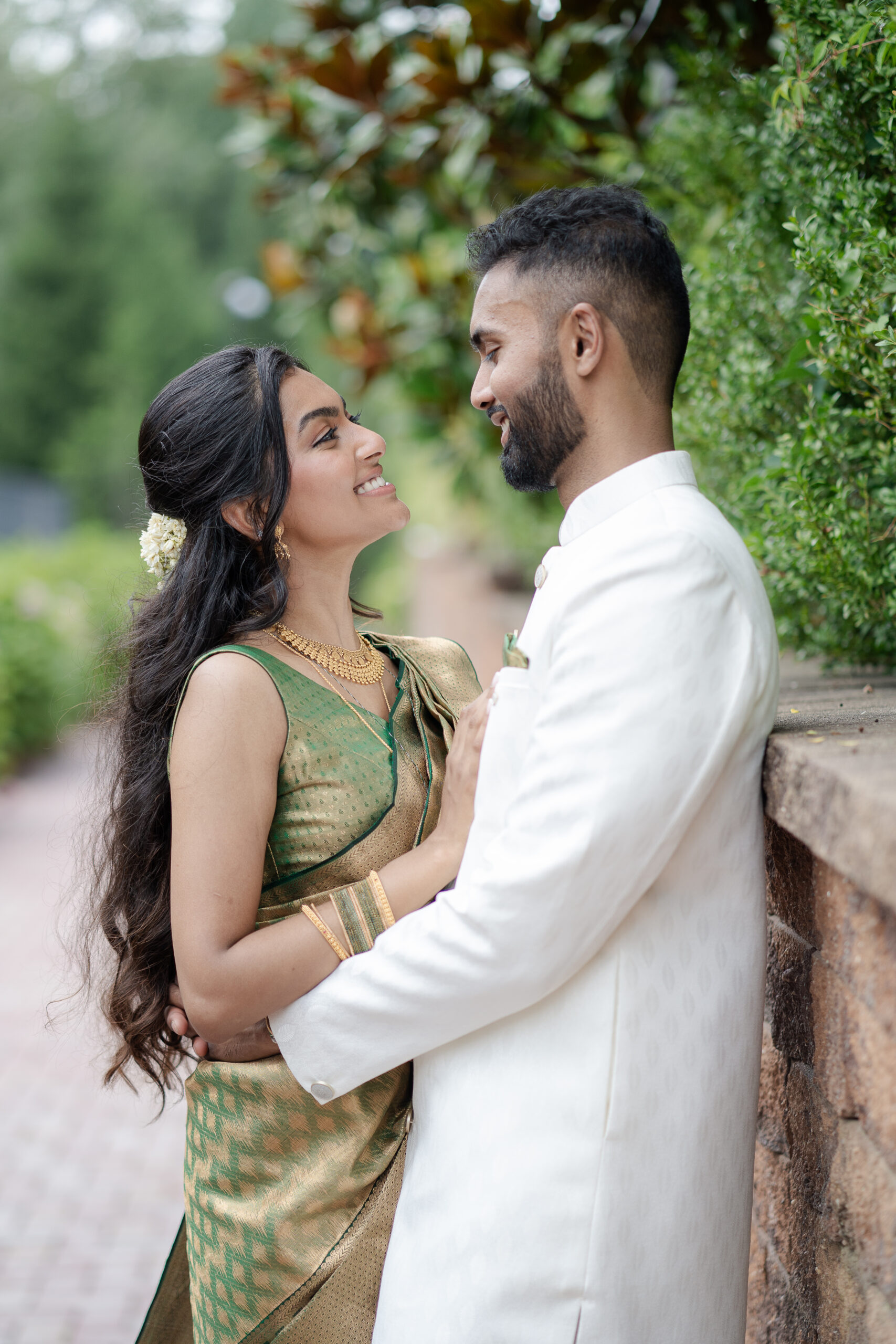 Bride and groom at Crest Hollow Country Club