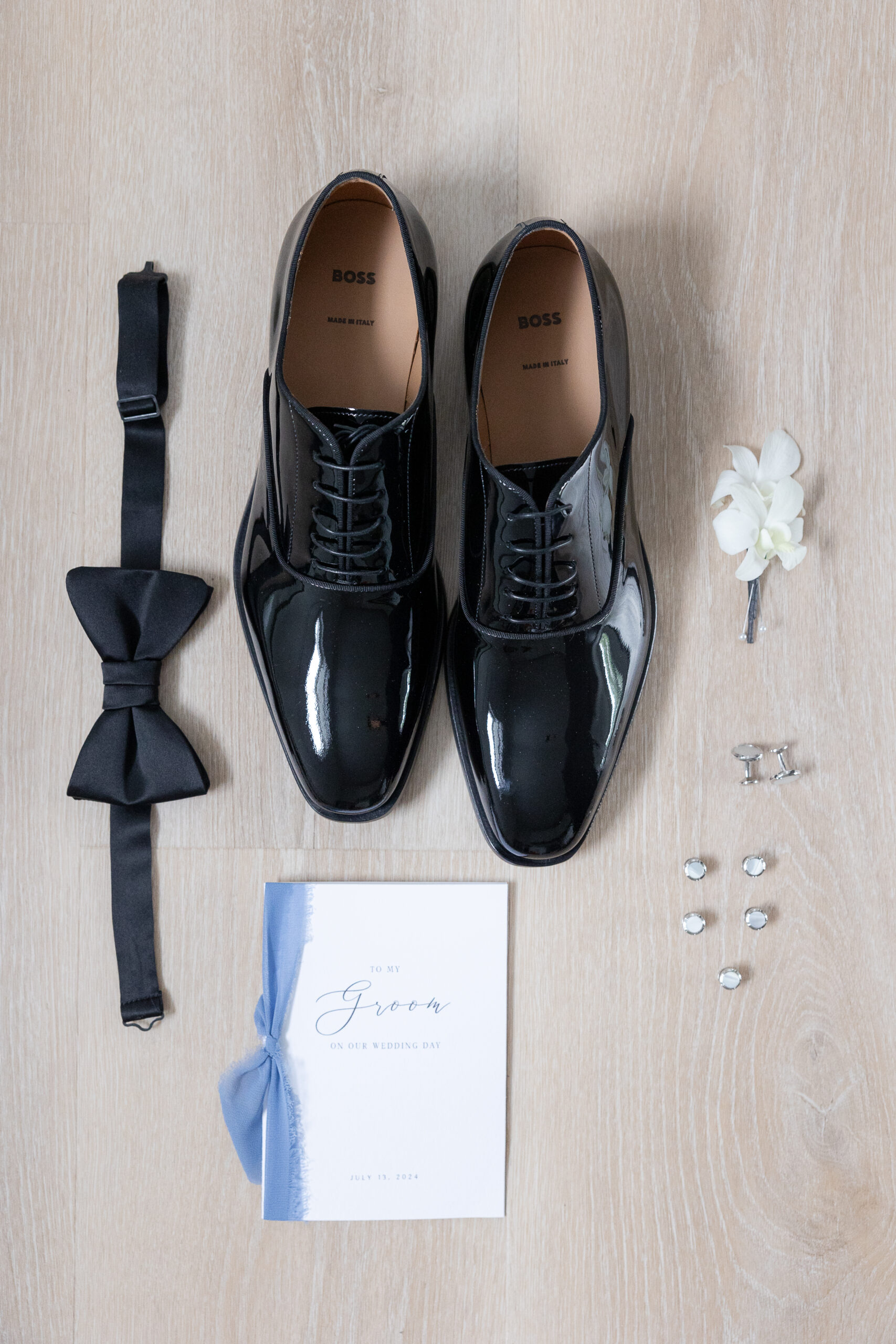 NY wedding groom details
