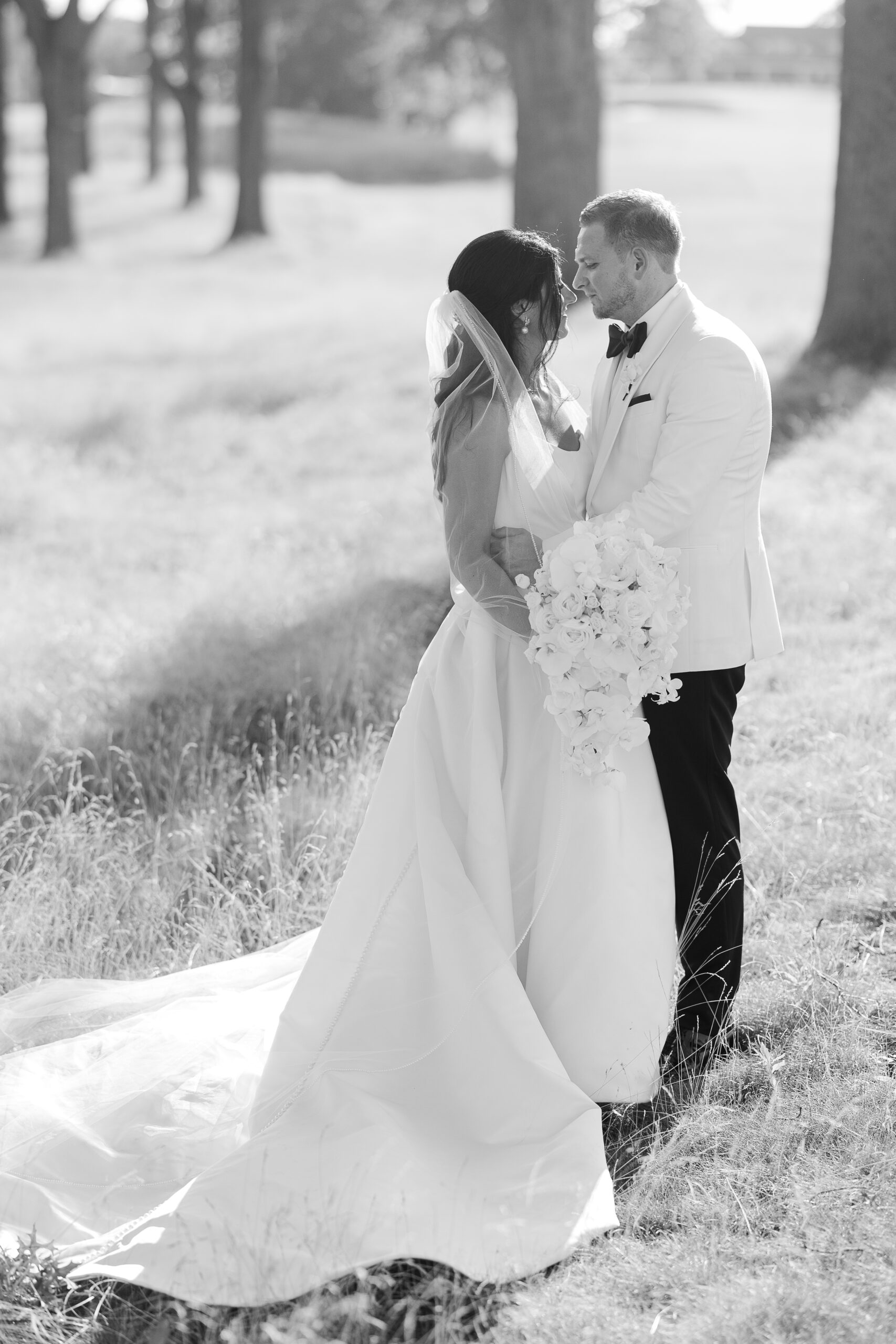 Wedding photos of bride and groom at North Hempstead Country Club
