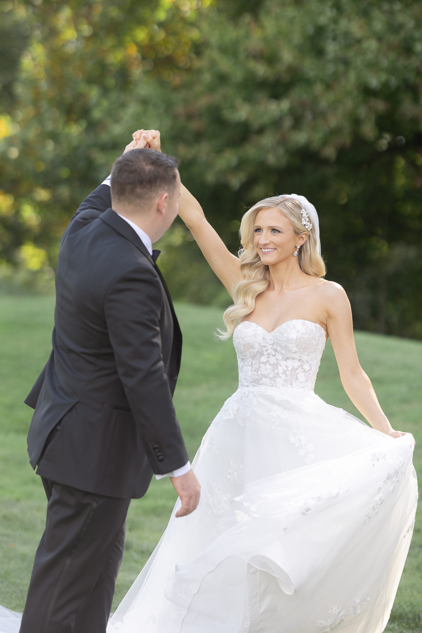 Bride and groom portraits at New Jersey wedding venue