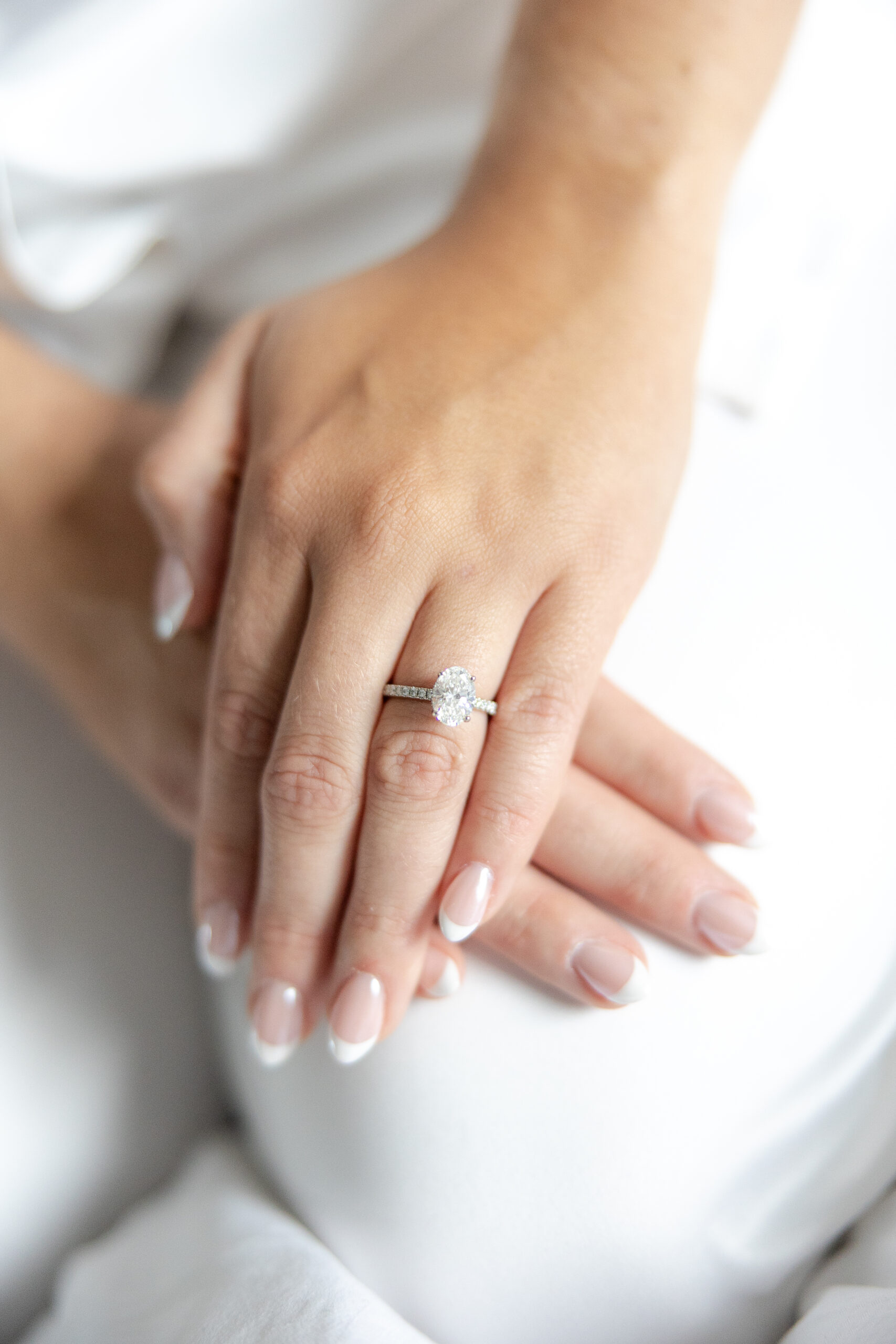 Bride engagement ring
