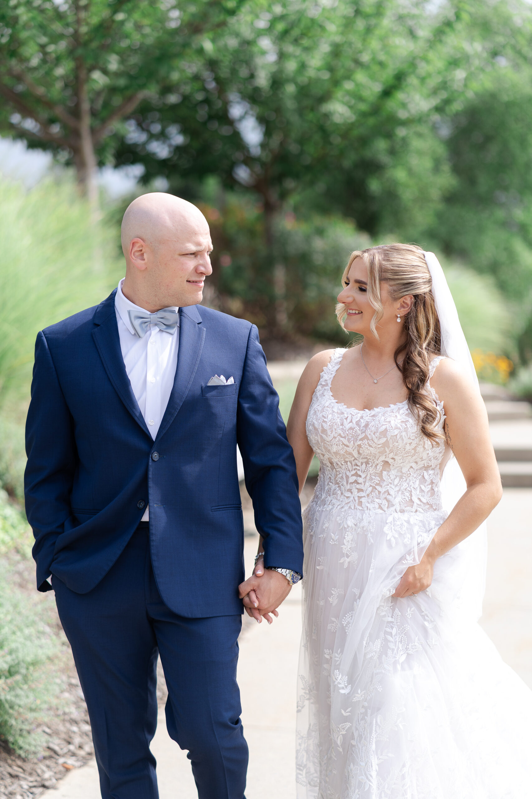 Luxury outdoor wedding portraits Bridgewater Marriott