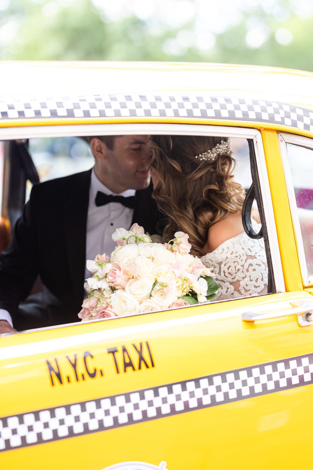 Harold Pratt House wedding portraits with checkered cab