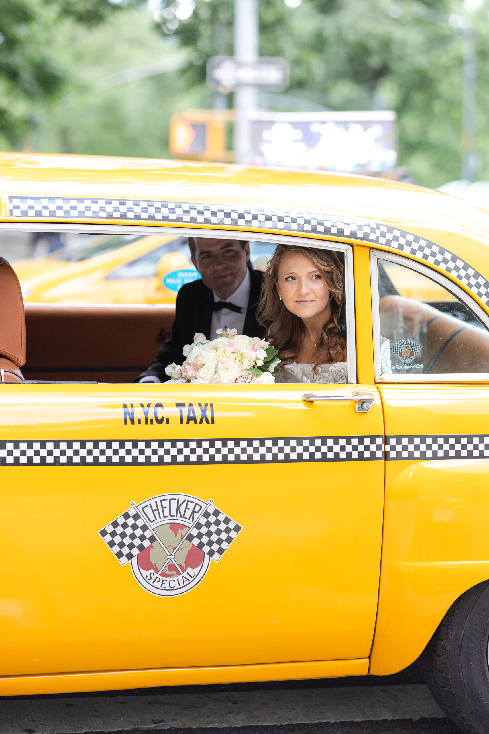 Harold Pratt House wedding portraits with checkered cab