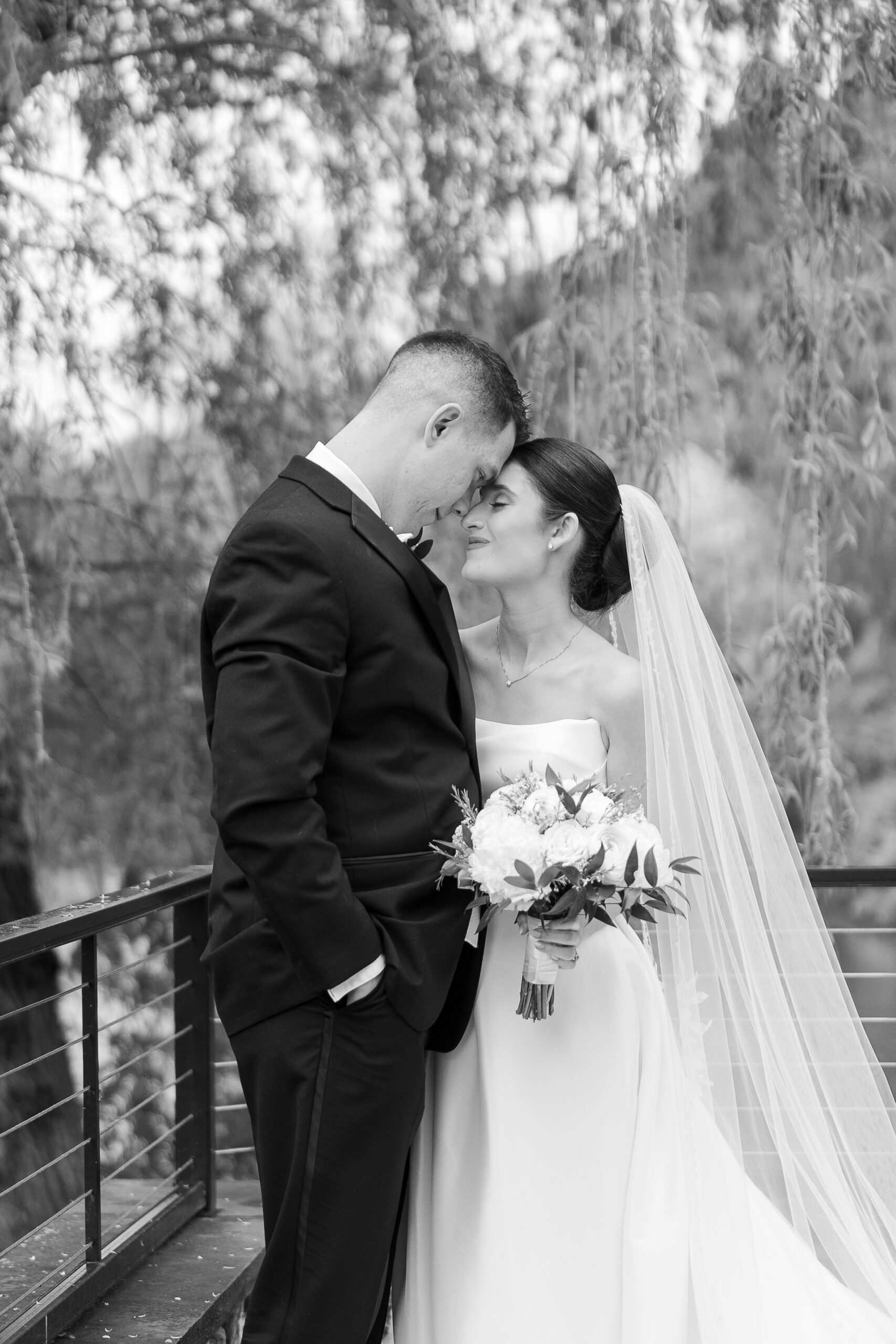Romantic wedding portraits at River House at Odette's