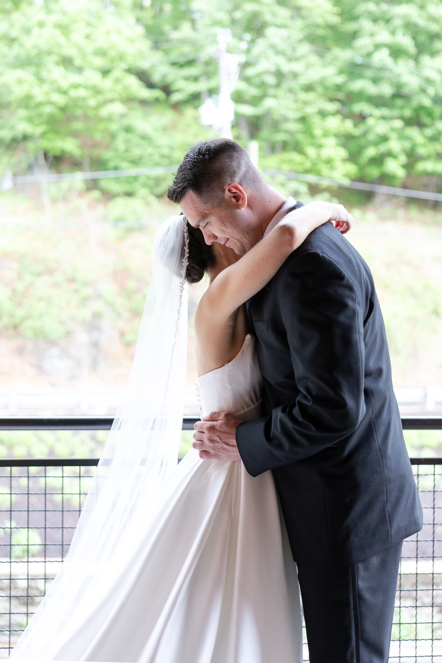 First look at River House wedding venue