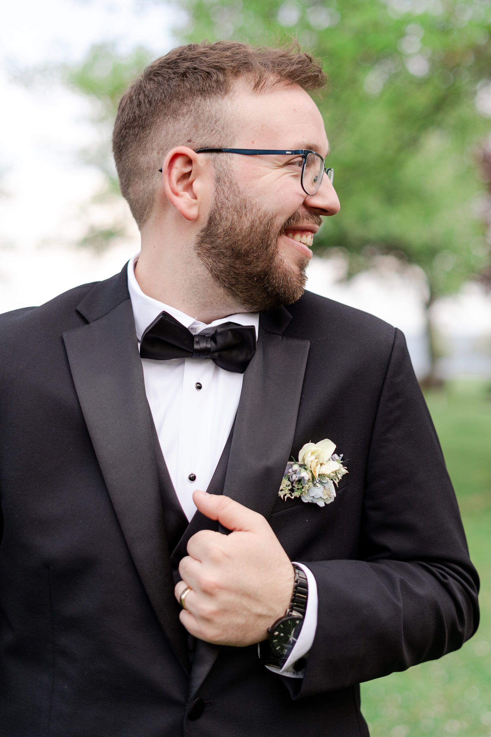 Groom portraits at VIP Country Club Wedding