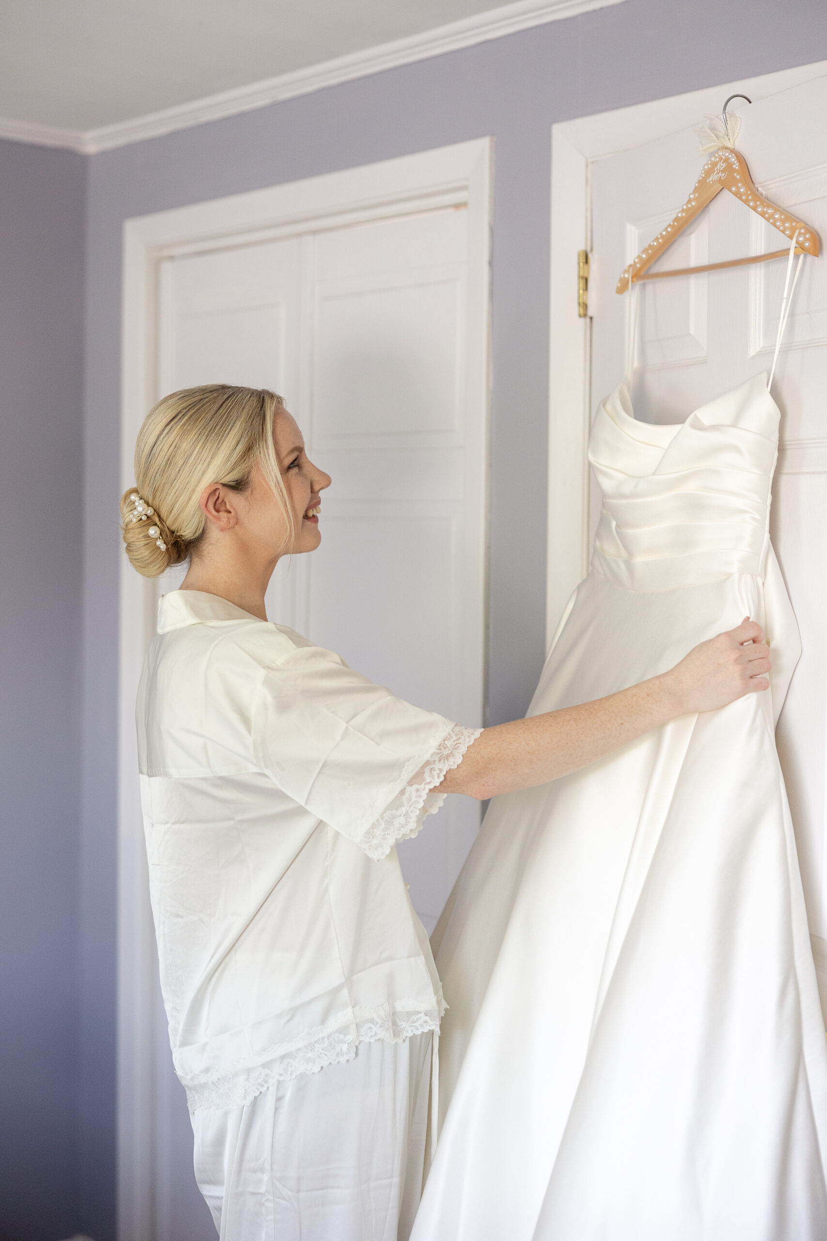 Bride getting ready in Yonkers, New York