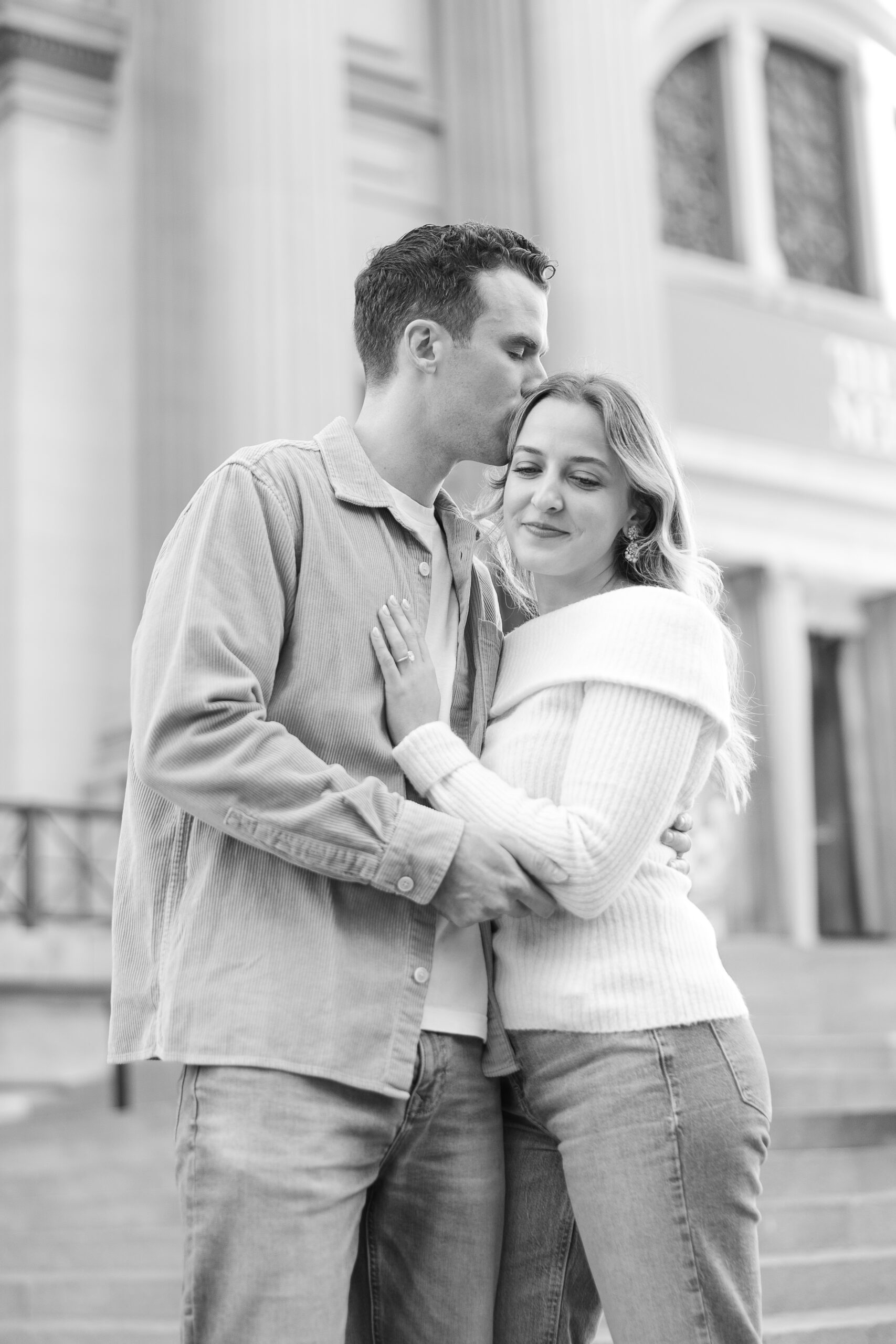 UES engagement couple portraits at the Metropolitan Museum