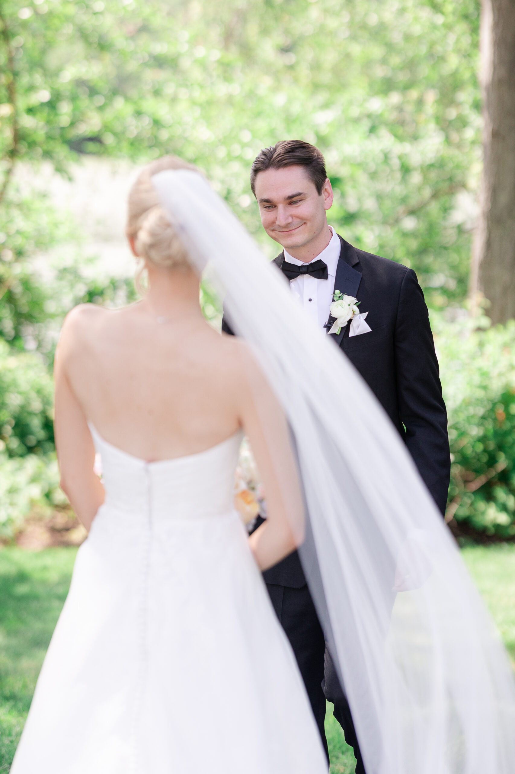 First look moment from NJ Groom