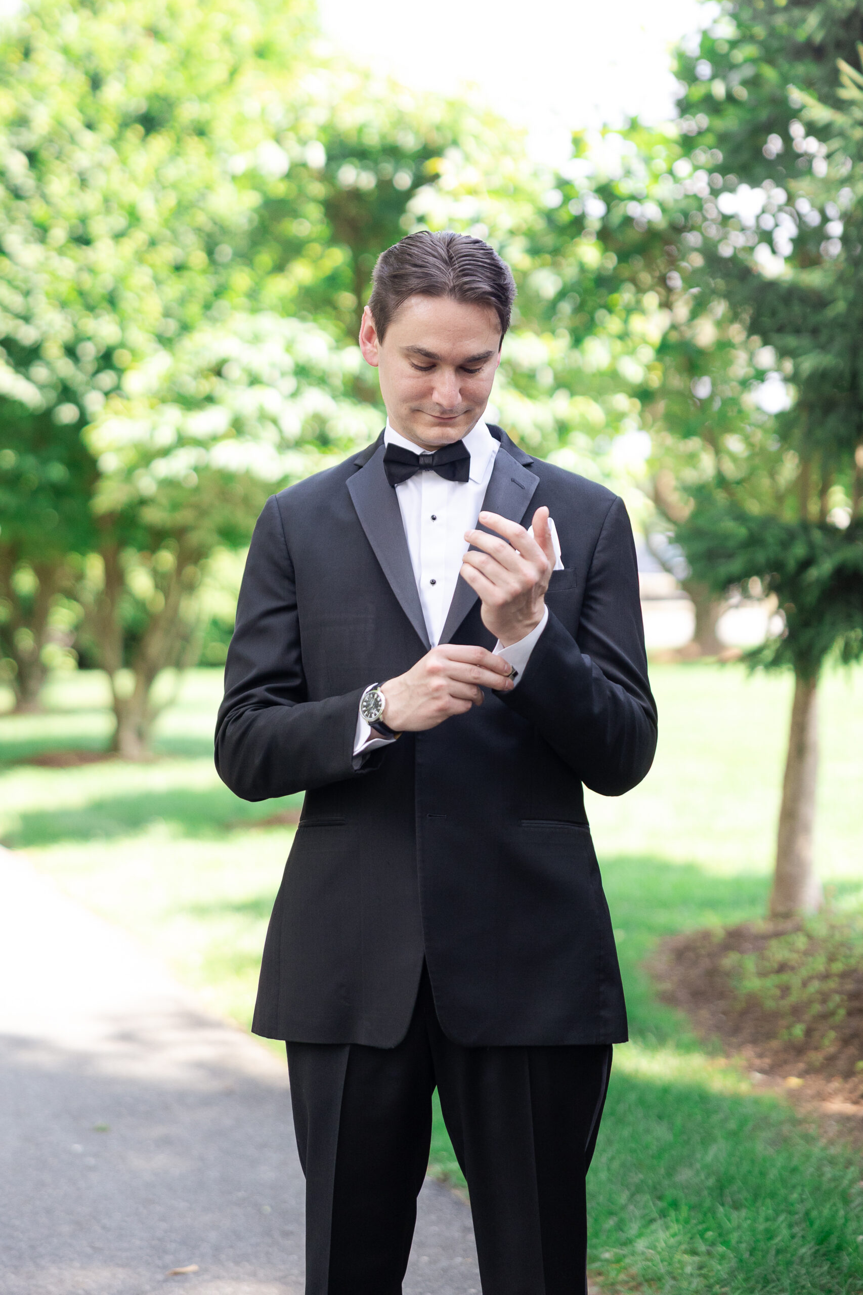 Groom Getting Ready at Lakehouse NJ