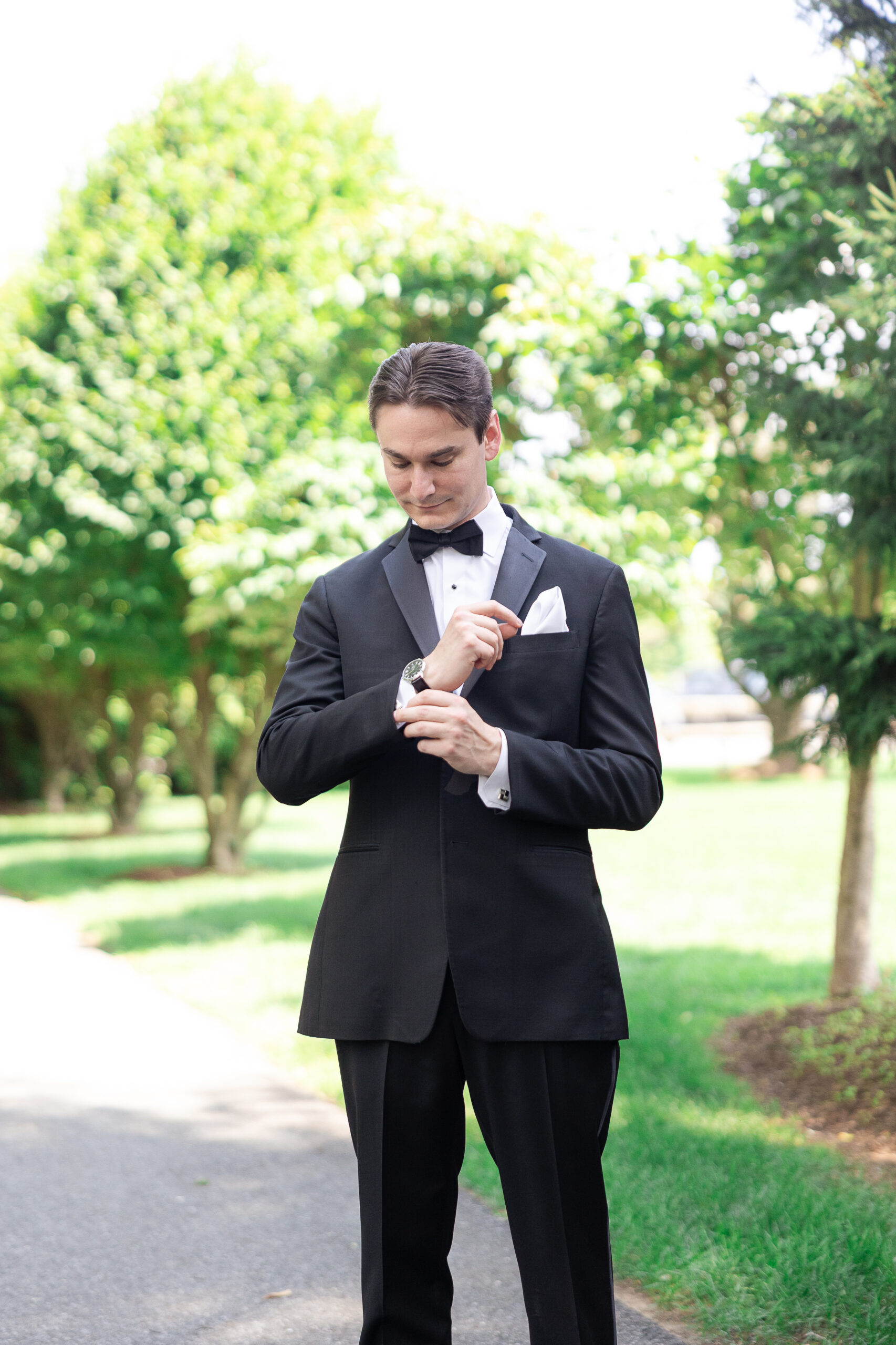 Groom Getting Ready at Lakehouse NJ