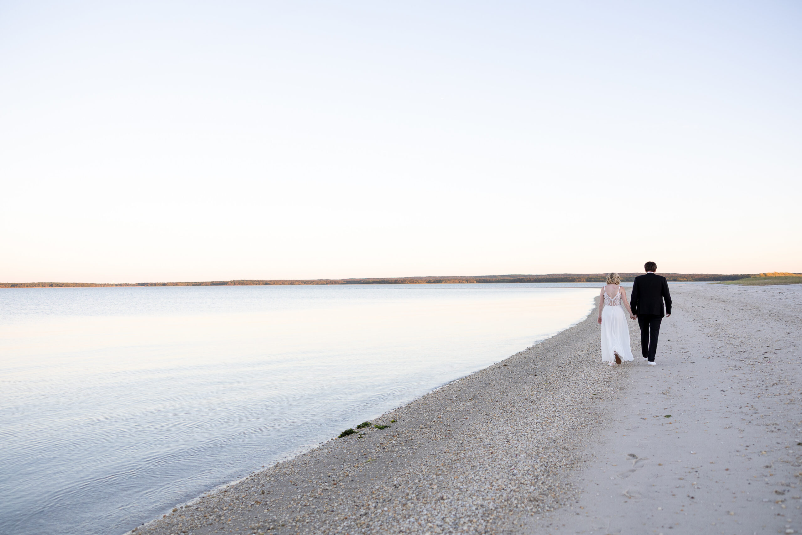 Bride and groom outdoor sunset wedding portraits 