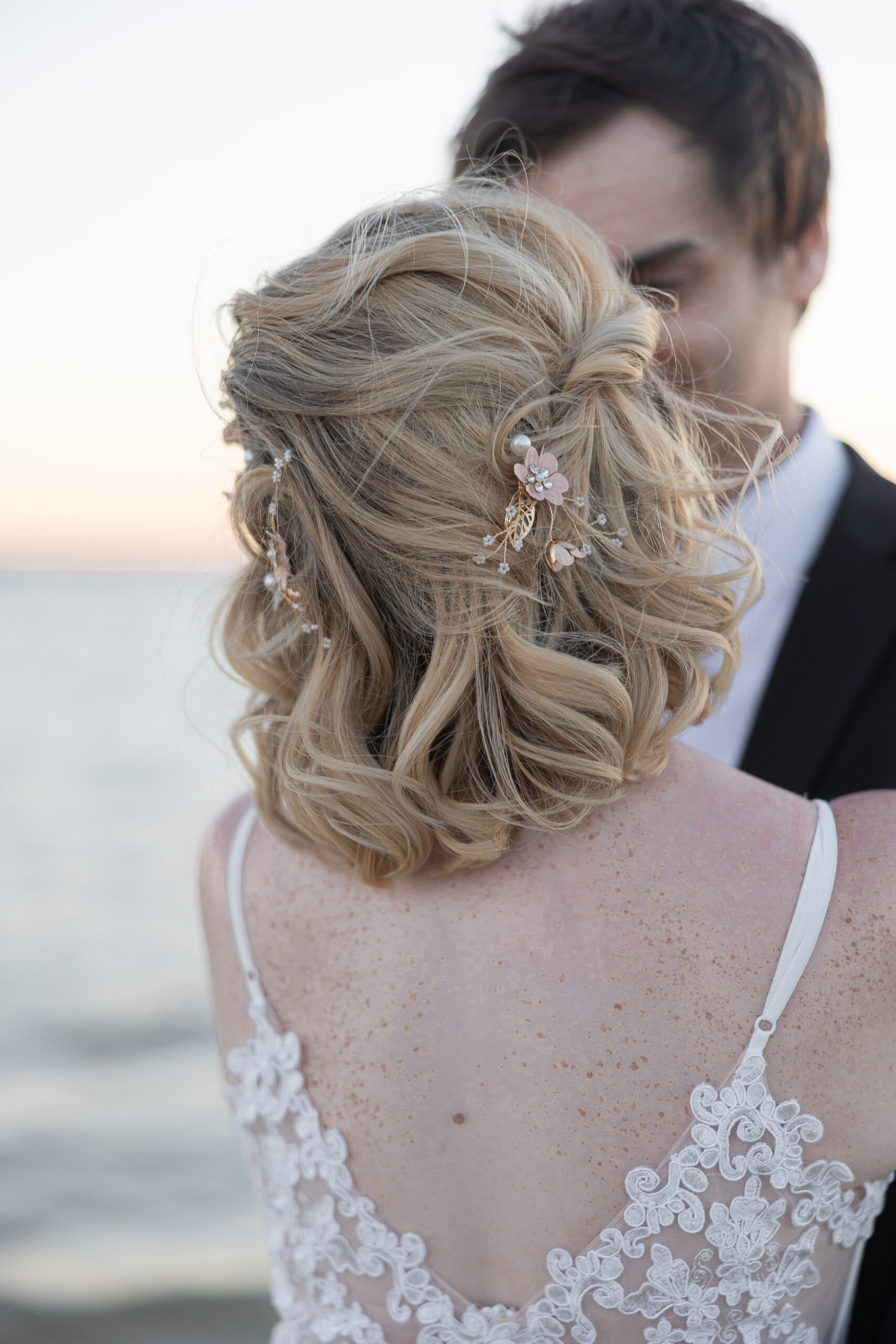 Bride and groom outdoor sunset wedding portraits 
