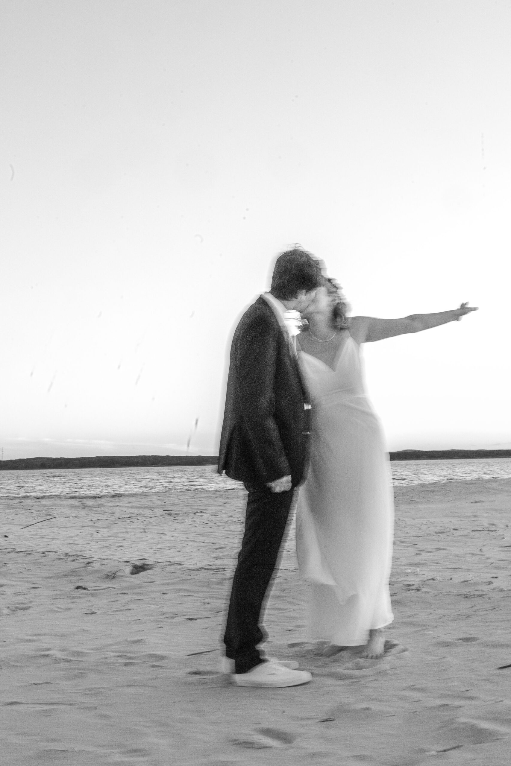 Bride and groom outdoor sunset wedding portraits 