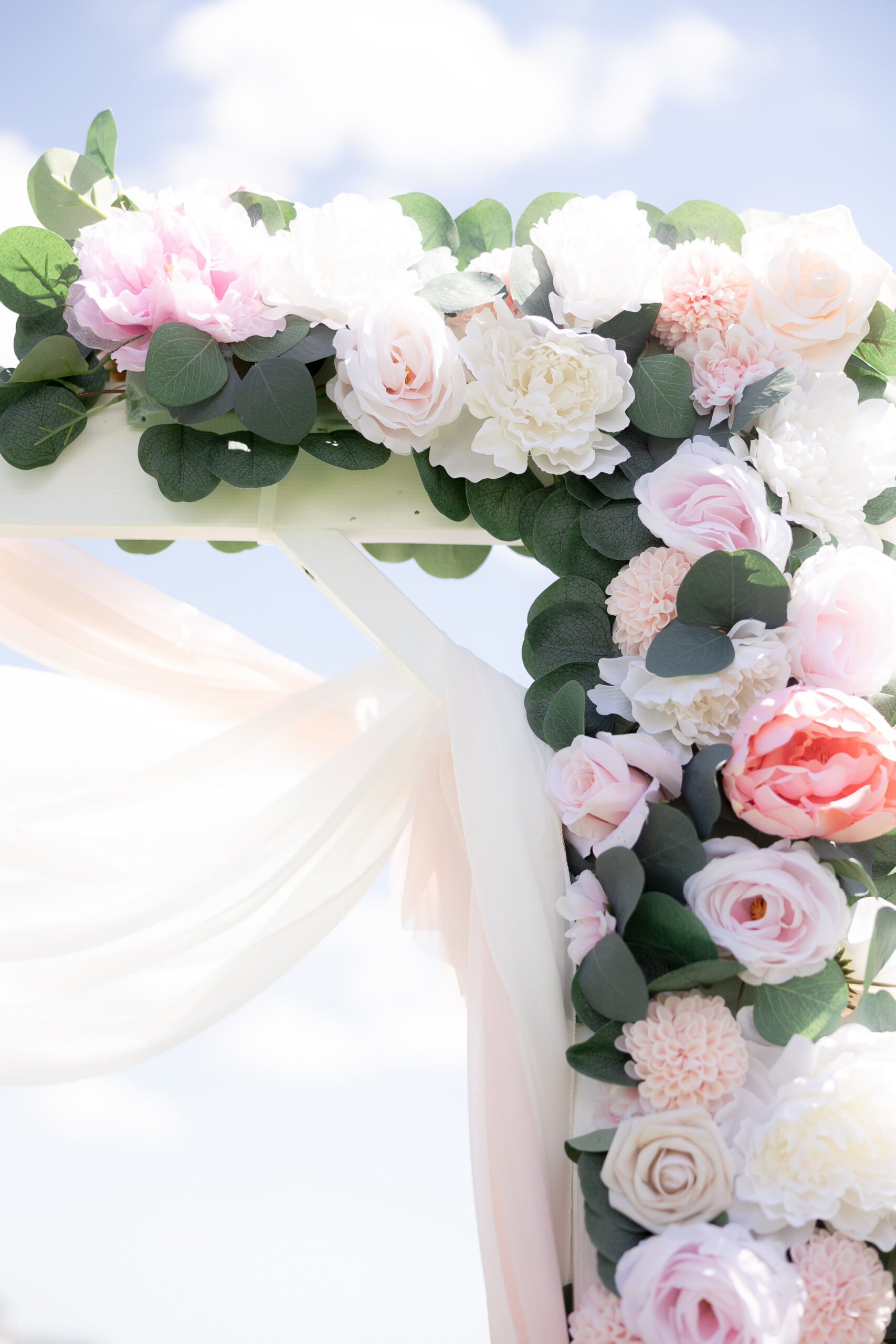 Intimate ceremony in Long Island