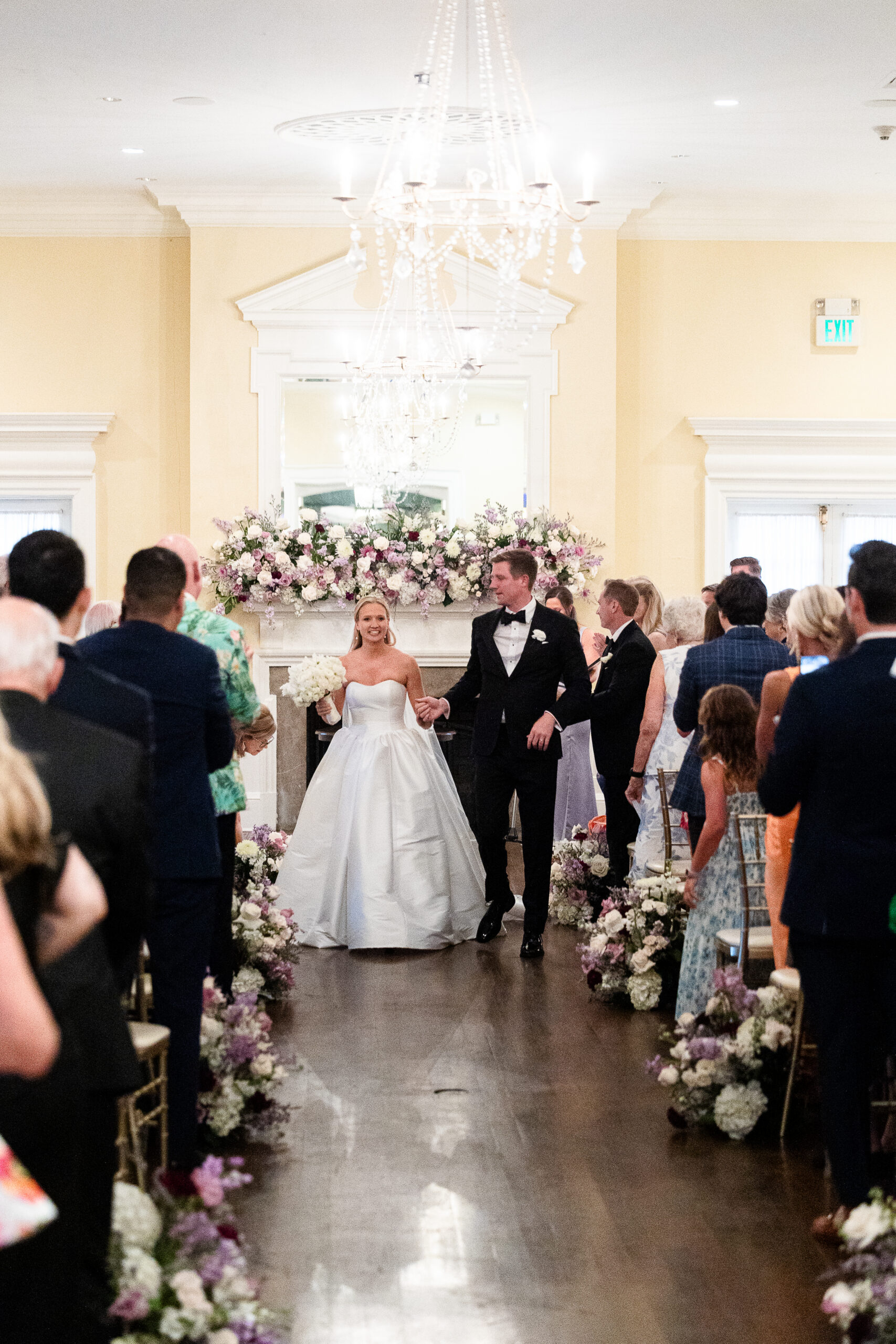 Indoor wedding ceremony at Heritage Club