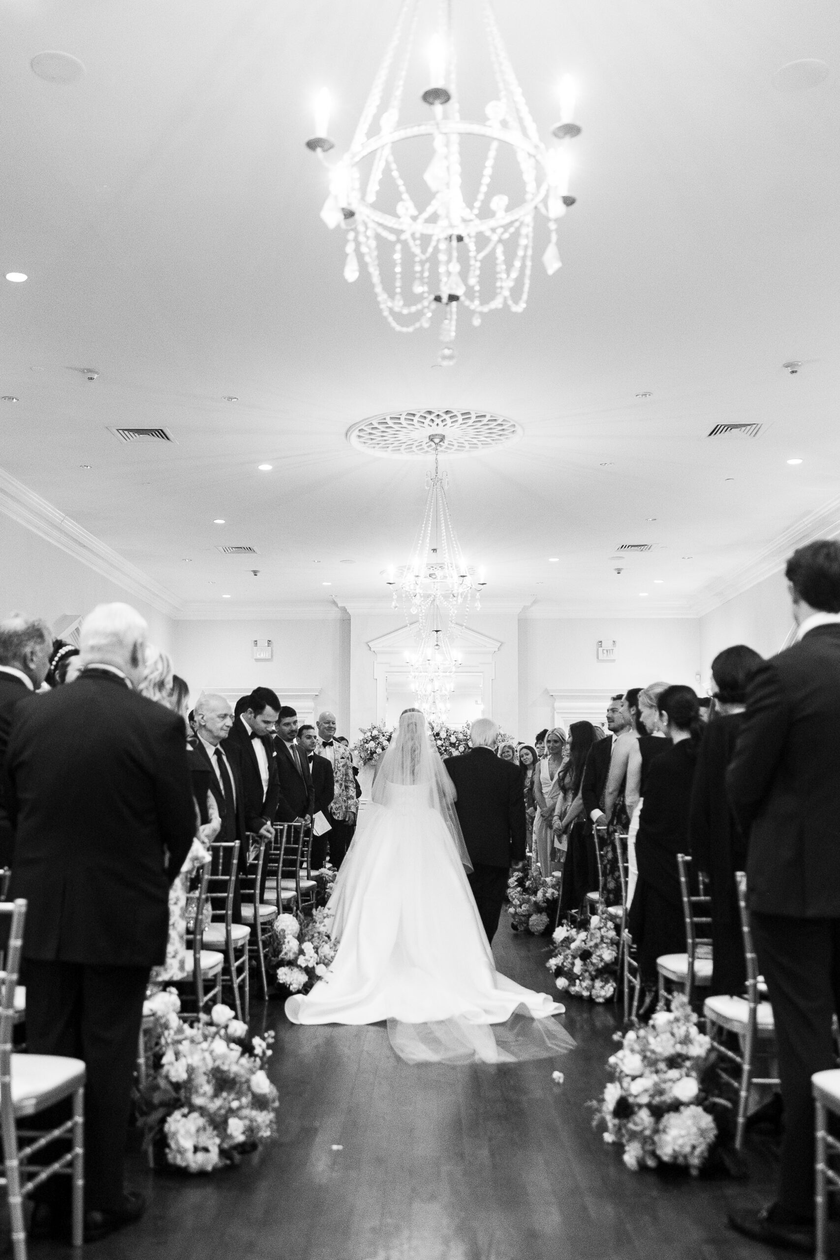 Indoor wedding ceremony at Heritage Club